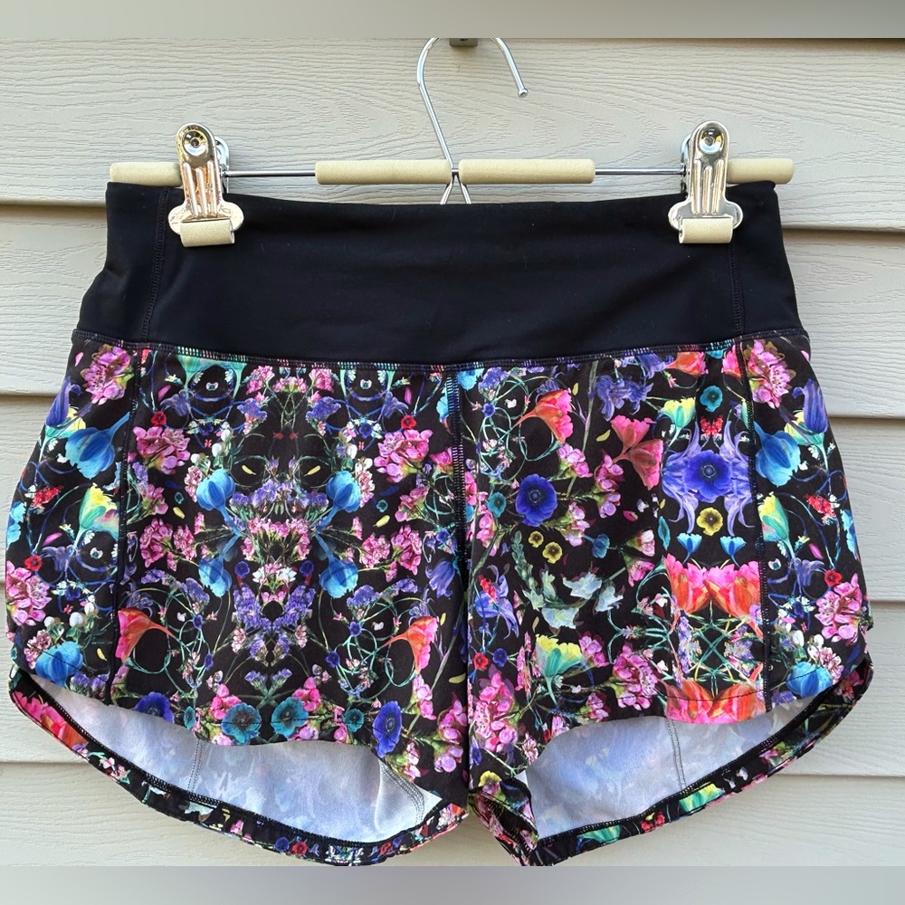 Lululemon Speed Up Shorts size 4 EUC. 4 inch inseam - Picture 7 of 9